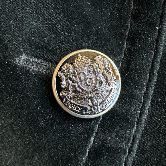 DOLCE & GABBANA vintage black velvet jacket, size 42EU, VGC - Picture 11 of 14